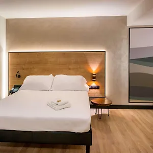 Ibis Styles Figueres Ronda 3*, Figueres (Girona) Hiszpania